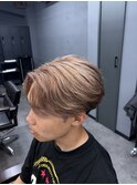 ピンクベージュ