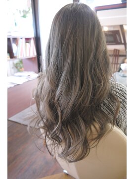 ヘアー ライフ トゥルース(Hair Life truth) ≪ｔｒｕｔｈ≫ホワイトブルーアッシュ