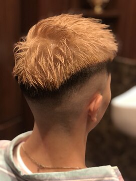 ヒロギンザ 田町店(HIRO GINZA) スキンフェード×ハイトーンカラー