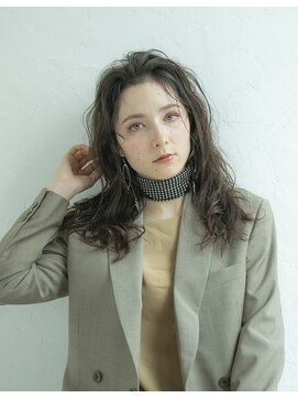 ミエル ヘア 新宿(miel hair) 〈mielhair新宿〉大人の抜け感　無造作　アッシュ　イルミナ