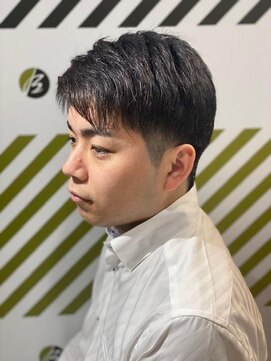 バーバーバー 四谷(BARBER-BAR) 大人カッコいい20代30代40代代以上2ブロックスタイル