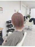 ピンクベージュ×外ハネBOB