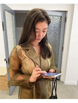 バド(bado) オリーブベージュ