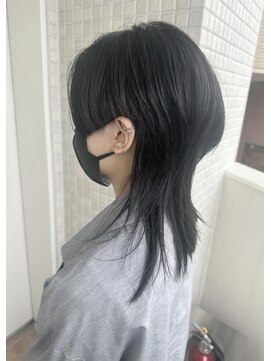 ユウル 横浜(juhl.) ウルフカット/アッシュブラック/トリートメント/ダークアッシュ