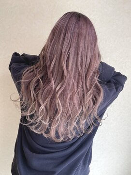 ラグーン(LAGOON) ピンクベージュ/ピンクカラー/ケアブリーチ/ハイライト/田中昌太