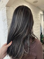 ノラキチジョウジ(NORA KICHIJOJI)&nbsp;ハイトーンカラーハイライトカラーフェイスレイヤーカット