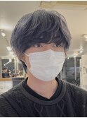 原宿メンズブリーチカラーベージュグレージュセンターパート束感