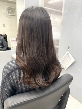 エル 新小岩(elu) 美髪/ワイドバング/レイヤーカット/くすみベージュ/新小岩駅