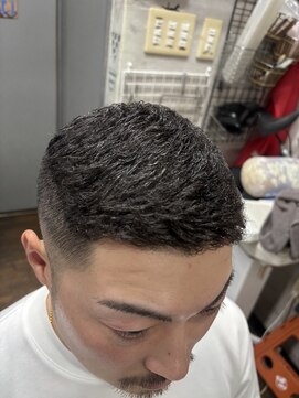 彦兵衛 アイロンパーマ