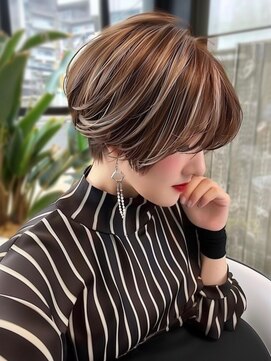 ディモアンド 表参道(Dimo&) xカット/イメチェン/ホワイトブロンド/外ハネボブ/美髪