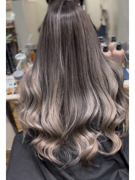 ジェニックバイノギオ(GENIC by Nogio) シルバーバレイヤージュ