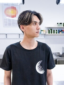 ライフイズ ゴート(Life is...GOAT) メンズハイライト×ニュアンスパーマ