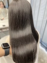 フォンズ(FONS)&nbsp;透明感アッシュグレージュカラー/赤味なし艶カラー/表参道/学割