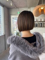 ロエ(loe) シンプルなのに上品に決まる、大人のミニボブ