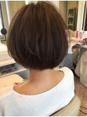 《Leverage》ノーブルカラークラシカルロブヘアー２