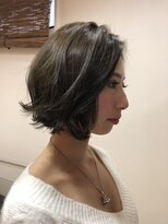 ノコナッツ(NOCONUTS) 外ハネ前下がりボブ