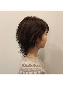 ポーズ(PAUSE) ウルフ×パーマ