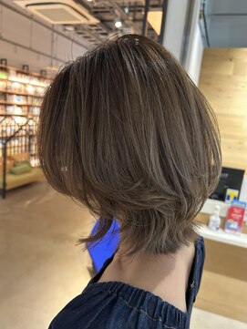 クララ 柏の葉T-SITE店(CLALA) 外ハネ／ミディアムレイヤー/ ハイライト