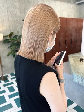 ノエ(noe) 切りっぱなしボブ×オレンジベージュ