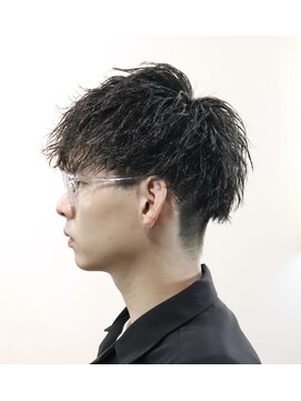 ウィスカーヘアー(whisker hair) ツイストスパイラル