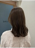 ミディアム×ベージュ