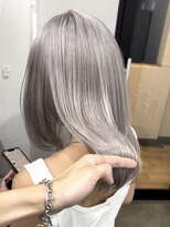 リグ 横浜(Lig.)&nbsp;ホワイトグレージュダブルカラー/ケアブリーチ/シルバーアッシュ