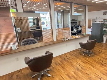 スイッチ(hair salon Switch)の写真/1人1人お客様を大切に。大人女性のお悩みに丁寧に寄り添うカウンセリングが好評◇誰もが羨むうる艶髪へ*