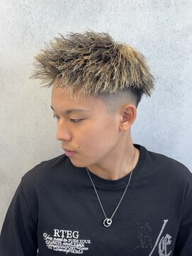 ルースト 西院店(ROOST) ツイストパーマ/メッシュ/ジェットモヒカン