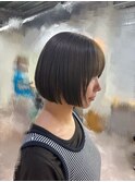 切りっぱなしミニボブ