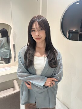 エレン 池袋(ElEn.) 顔タイプ診断×骨格診断の似合わせロングレイヤーヘア