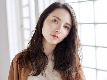 ビジュー Bijouの写真/白髪を”隠す”から”楽しむ”へ。白髪ぼかしハイライトで透明感と艶感UP◎Bijouで新しい自分に出会う♪