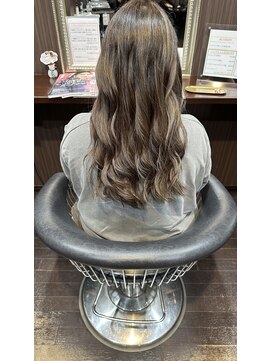 髪の美院 シャルマン ビューティー クリニック(Charmant Beauty Clinic) 透明感グレージュ