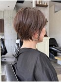 Meguショートボブ白髪ぼかしカラー