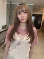 イル(ill)&nbsp;レイヤーカット ロング ベージュカラー 大須