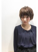 大人かわいいナチュラル小顔ショート