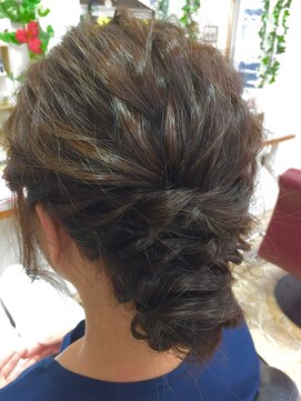 ヘア スペース ファウル(hair space FAUL) ルーズアップ