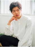 アップバングのルーズスパイラルパーマでこなれ感を
