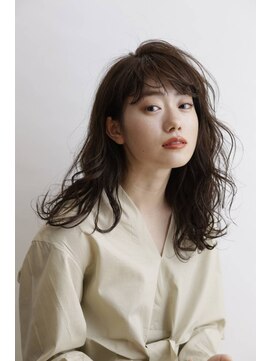 シェルフィ アピタ長久手店 ゆるっと抜け感カール