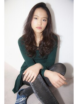 キートスバイガーランド (Kiitos by Garland) [Kiitos]カッコ可愛い☆人気ロングナチュラルウェーブ