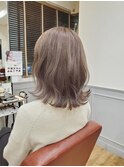 バイオレットベージュ×レイヤー外はねボブ☆