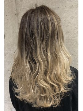 エイト 北千住店(EIGHT) ハイライトグラデーション