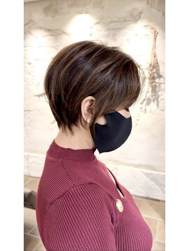 ルアナ(Luana) 【ショート】丸みくびれショート