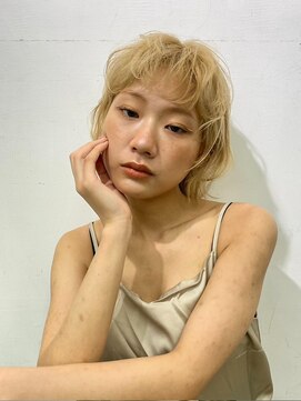 キサイ バズ(kisai BUZZ) kisaiBUZZ＊鈴木映美　ハニーブロンド×ウルフミニボブ