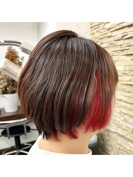 ビー ファーストフラッグス 鹿児島本店(Bee 1st FLags) インナーカラー:レッドピンク《Bee1st by SHOKO》