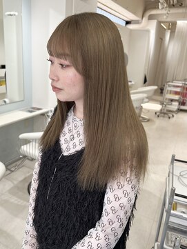 パーヴミックス アリー(Parve Mix ALLY) 大人可愛い／ゆるレイヤー／ヘーゼルベージュ