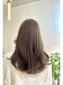 アールイークリア(re:clear) オリーブベージュカラー