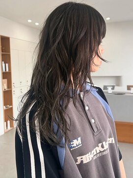 アム(am) ハッシュウルフ/カジュアルレイヤー/透明感アッシュブラウン