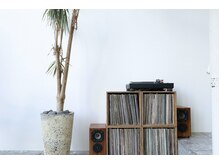 スー 代官山(suu)の雰囲気（音楽と緑に囲まれたくつろぎ空間［代官山/ボブパーマ］）