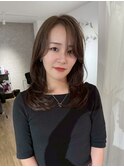 大分ハッシュカット胸上鎖骨下ミディアムレイヤースタイルかるめ
