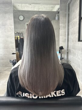 ルイス(L'wis) プラチナカラーのグラデーション♪朝長